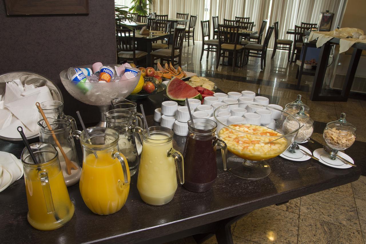 Lagoa Serena Flat Hotel Araras  Buitenkant foto